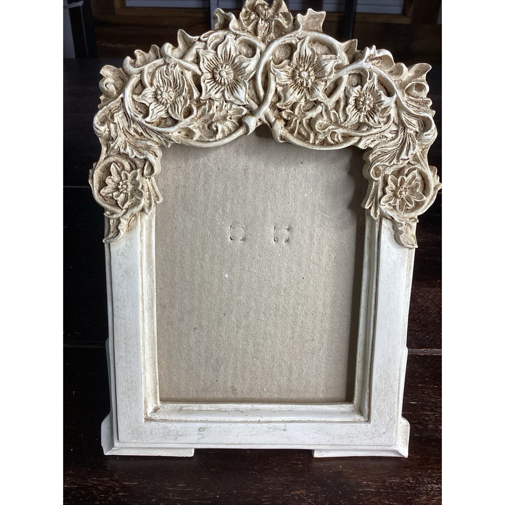 ORNATE Cream Antiqued 3.5x5  RESIN PICTURE FRAME Flowers COQUETTE Shabby STYLE